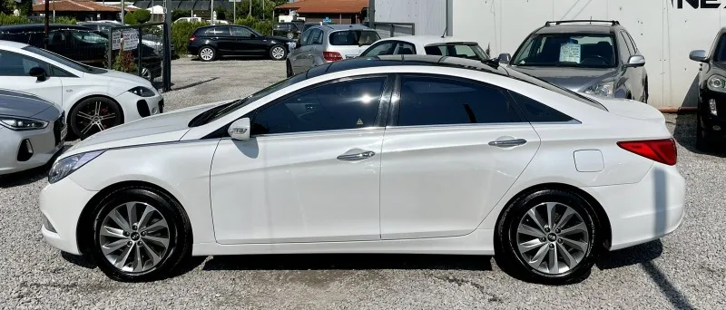 Hyundai Sonata 2.0LPI 156HP Image 8