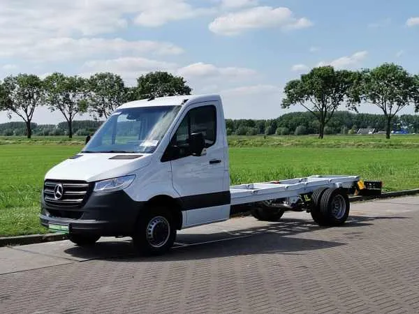 Mercedes-Benz Sprinter 516  Image 2